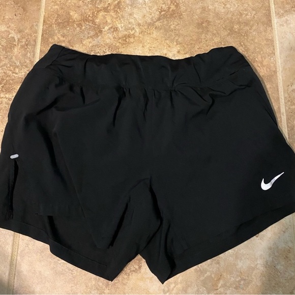 Like new Nike Dri Fit Running Shorts - Picture 3 of 4